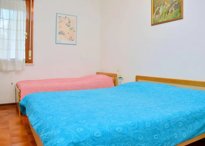 Апартаменты Cozy Two-room Flat 100mt From